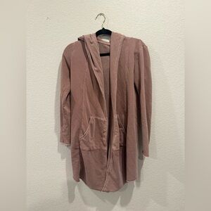 Lightweight mauve brown hoodie with pockets